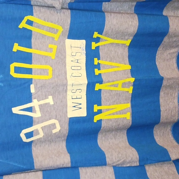 Old Navy Top - Picture 2 of 7